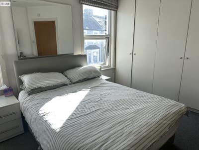 Large En-Suite Room - Fulham Broadway Main Photo