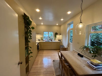 Double room available in house with garden 💫 Main Photo