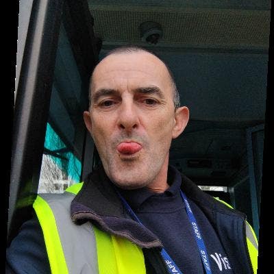 Professional Male seeks a double room Main Photo