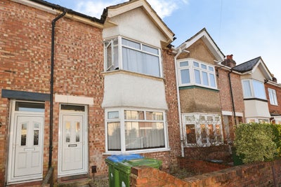 Double Room in Professional Shared House Shirley Main Photo