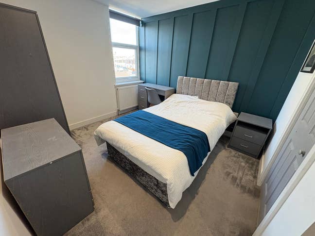 New Luxury Room to rent Main Photo