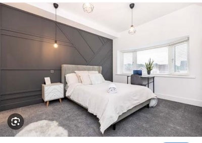 2 bedroom apartment, with two toilets.  Main Photo