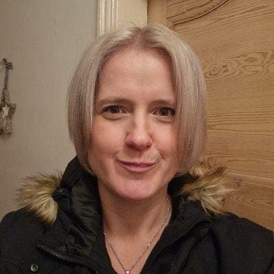 Female seeking house share Main Photo