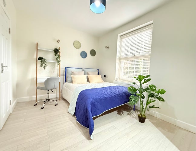 Brand new modern renovated house! 5min to station Main Photo