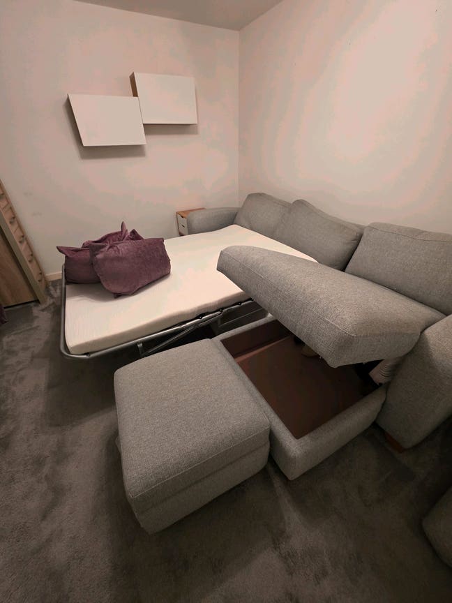 Double bedroom Main Photo