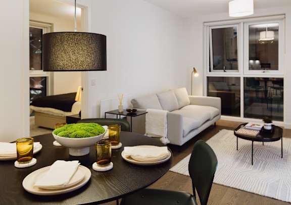 Ensuite available in slate yard Main Photo