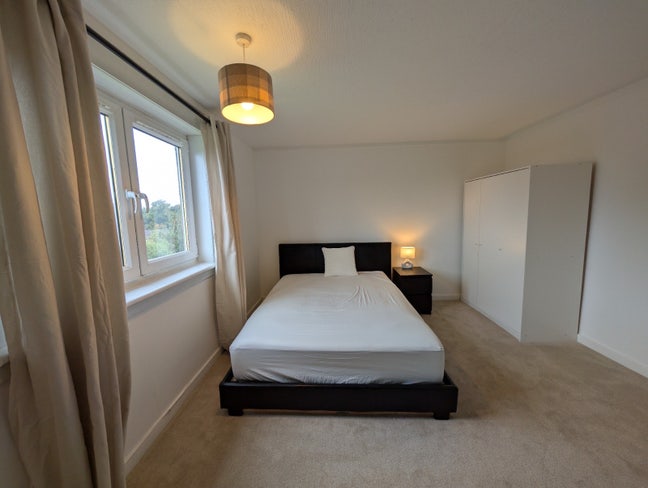 Two Double bedroom available  Main Photo