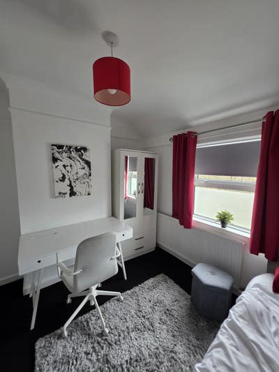 3 Bedroom for Rent in Ely - Cardiff Main Photo