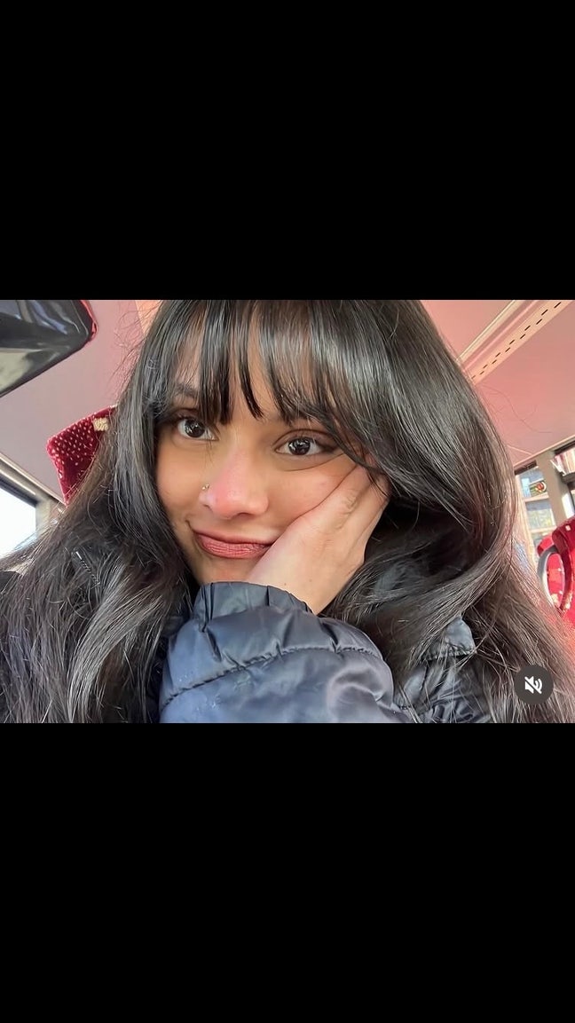 Warm and friendly professional looking for a flat Main Photo