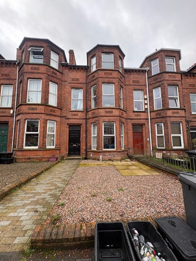 Spacious Two-Bed on Malone Avenue Main Photo