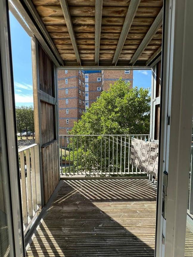 1 Double Room Available for Let in 2 Bed Flat Main Photo