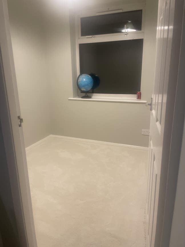 Single room to rent fantastic location.  Main Photo