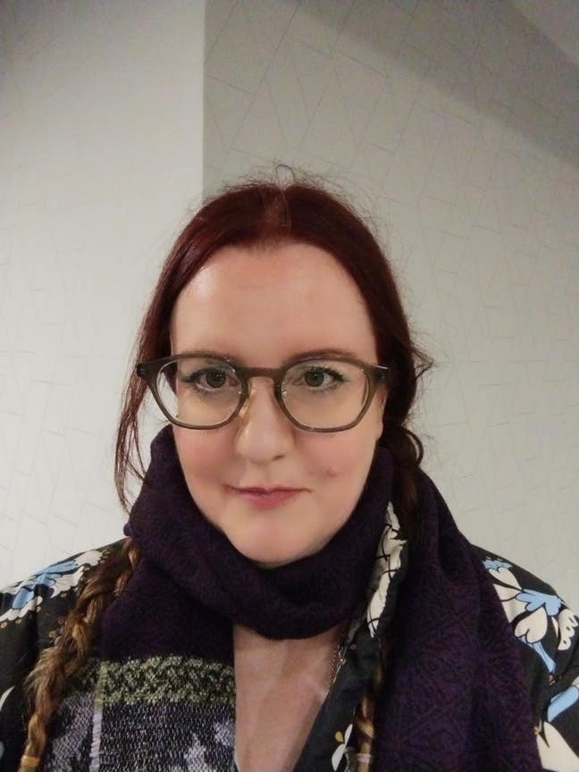 Seeking a spare room for early April Main Photo