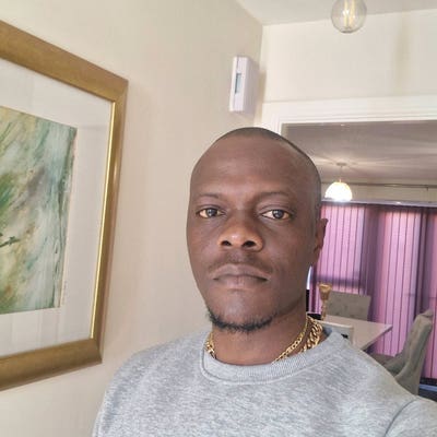 37 year old Male seeks a single or double room Main Photo