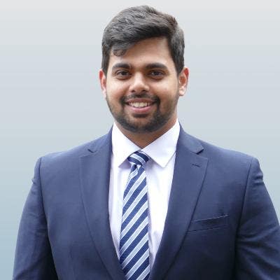 Professional Male seeks a single or double room Main Photo