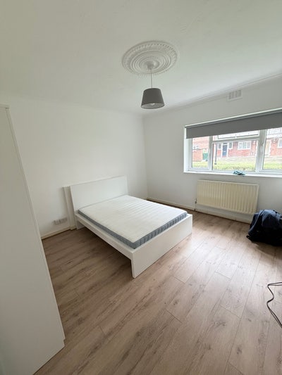 Spacious Double Room in Vauxhall Main Photo