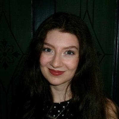 Professional Female seeks a double room Main Photo