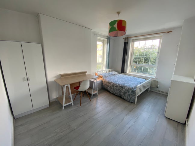 From 25.04! Flat W/Living Room! Zone 1!  Main Photo