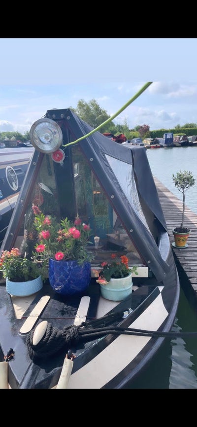 Double Room on 62Ft Narrowboat at Saul J. Marina Main Photo