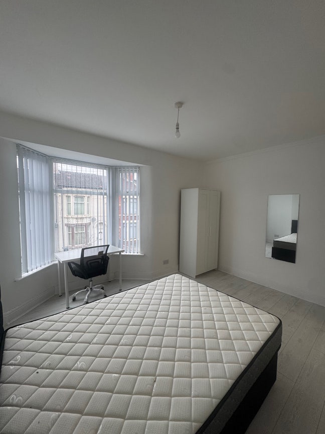 BRAND NEW Co Living House  Main Photo