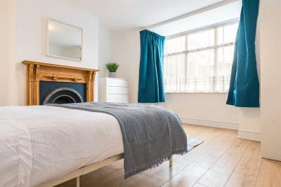 2 Beautiful Double Rooms | All Bill Inc. Main Photo