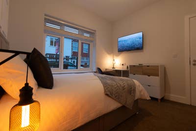 ⭐ &pound;250 Deposit | En-Suite | Walk to Station- PE2 ⭐ Main Photo