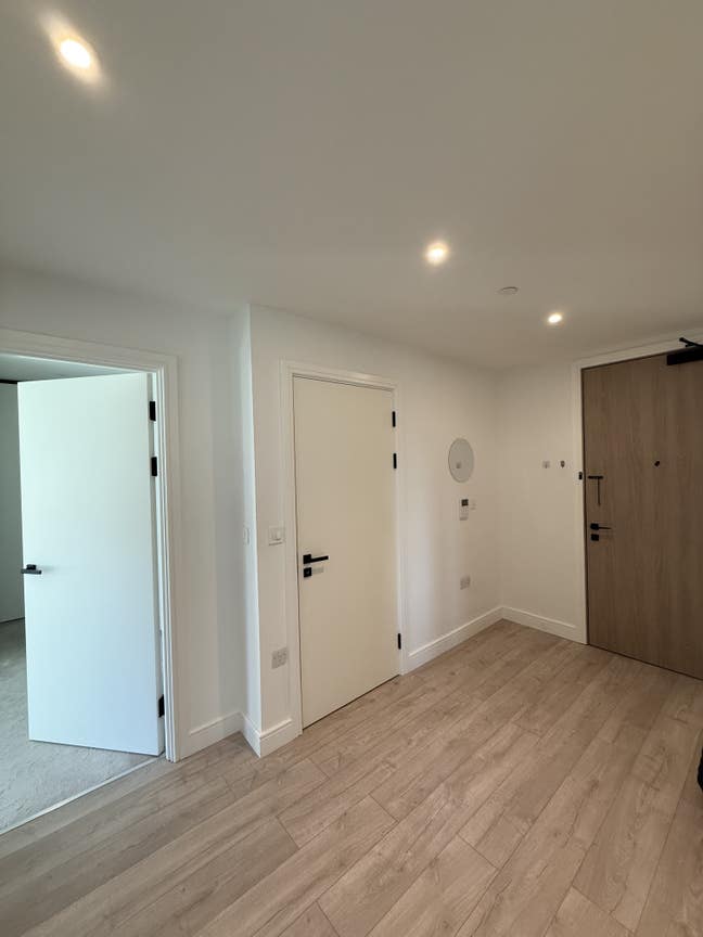 Spacious flat  Main Photo