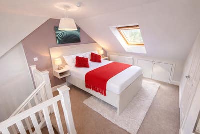 Couples Room Available - Central Reading RG1 Main Photo