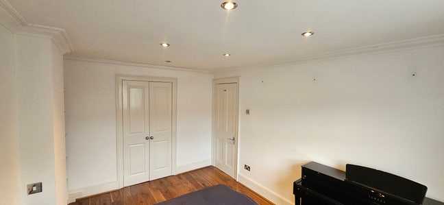 Large en-suite double - Bills inc - Regents Park Main Photo