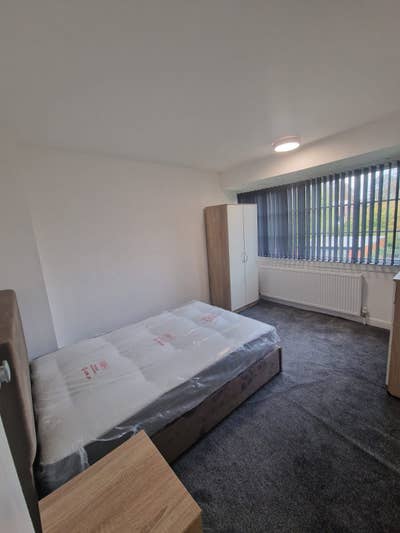 Hmo Free Dss - Selly Oak 3 Rooms Available  Main Photo