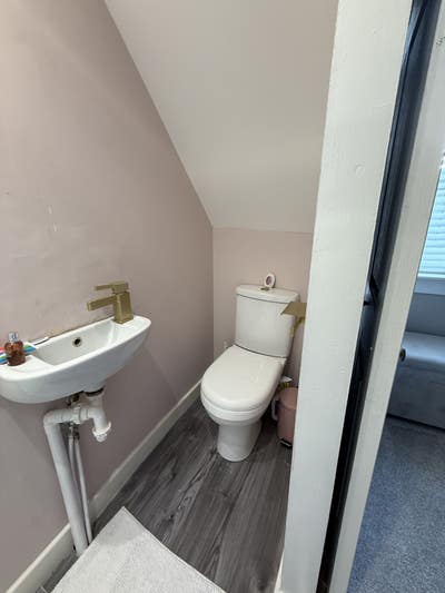 Double room with ensuite  Main Photo