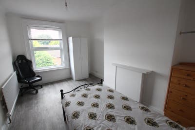 Room in a Shared House, Main Photo