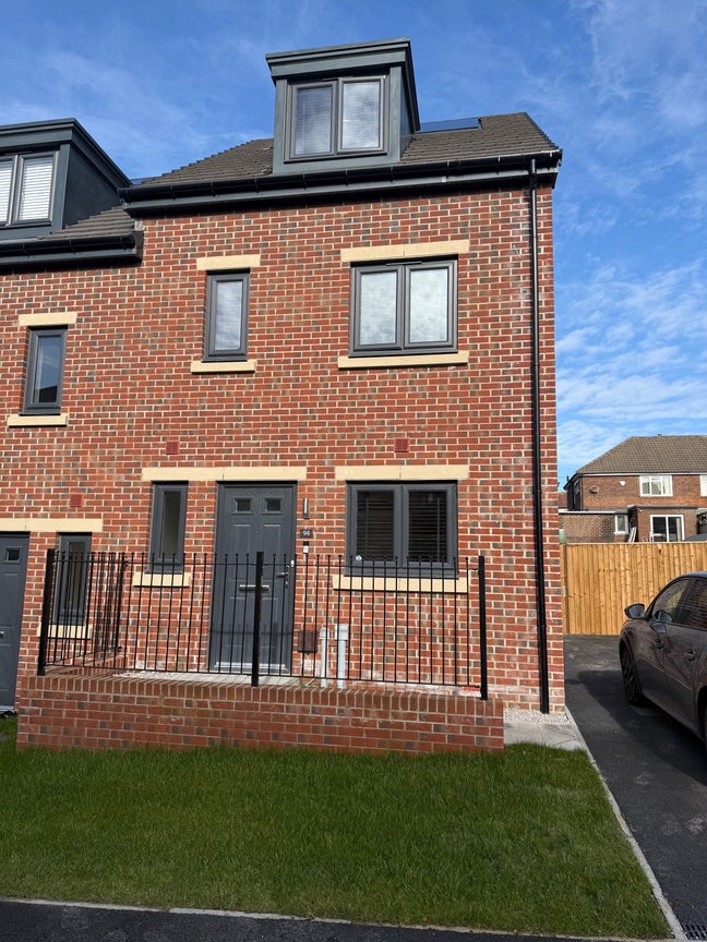 New Build development The Orchards. Double room Main Photo