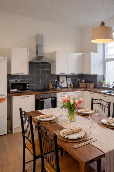 4 Bed House on Clifton Place  Main Photo