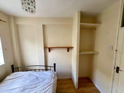 URGENT! Room available in cozy flat , SE1, &pound;750pcm Main Photo