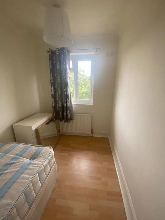 Single room available now Main Photo