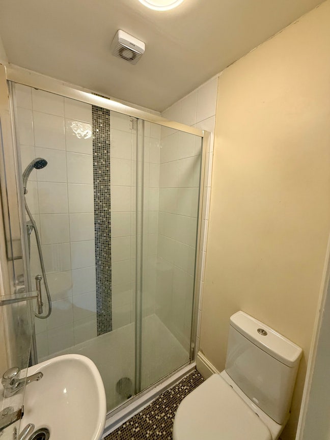 First month half price!! BS4 Main Photo