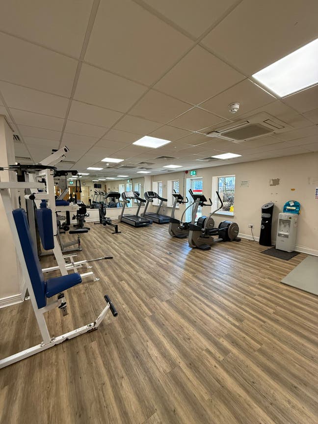 Stratford/Leyton*Brand New 3BeDS2Bath*Gym Main Photo