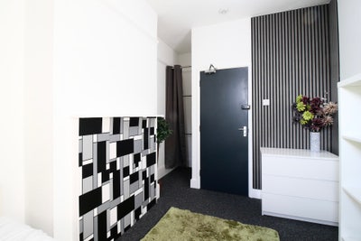 Single Bedroom in Westcliff &pound;498 p/m bills inc. Main Photo