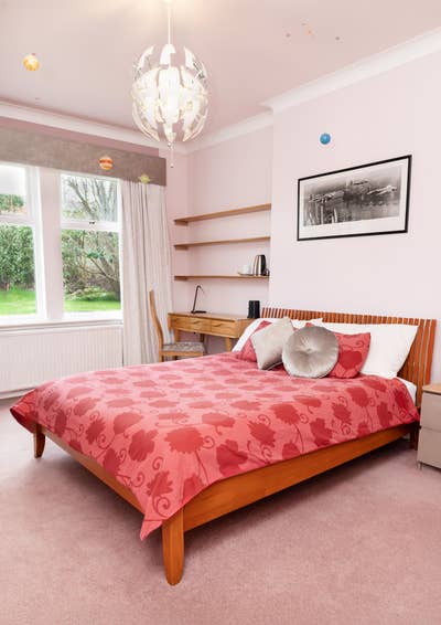 Beautiful Double Room with Private Ensuite – Close Main Photo