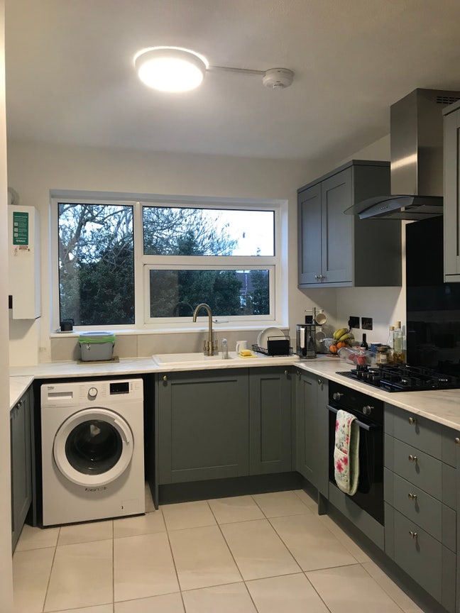 Exceptional double room in prime Ealing location  Main Photo