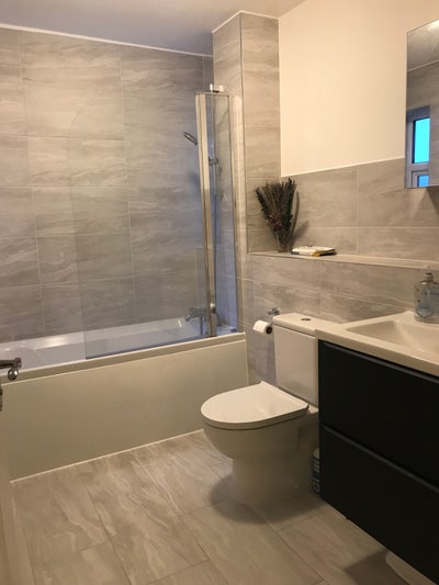 Exceptional double room in prime Ealing location  Main Photo