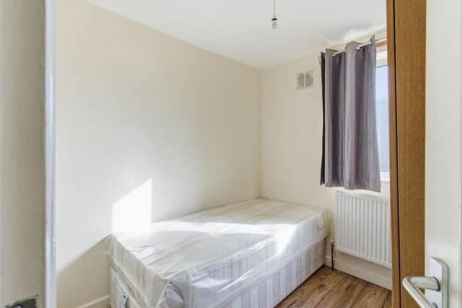 Single Room to Let –  London E3  - &pound;700 Main Photo