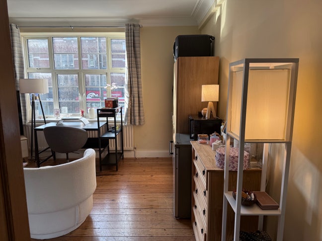 Bright and Spacious Double Room in Streatham  Main Photo