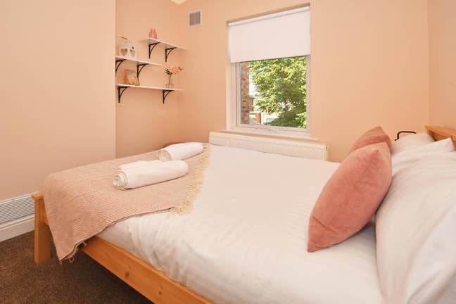 Double Room Close to Hospital&Uni  Main Photo