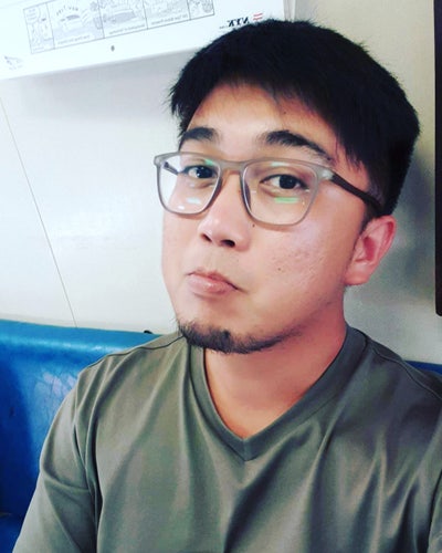 Professional Male seeks a single or double room Main Photo