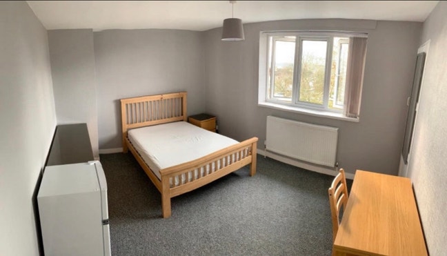 Large Double Room for Professional  Main Photo