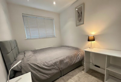 Stylish Newly Refurbished Double Room Main Photo