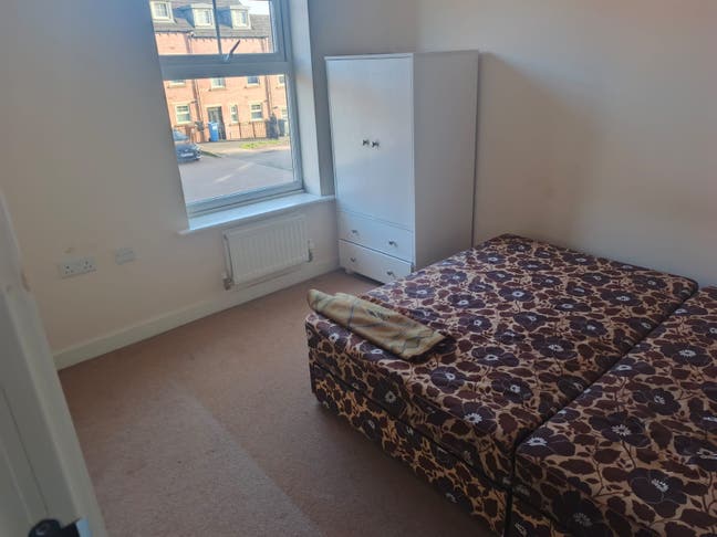 Spare Room in House - Darnall Sheffield Main Photo