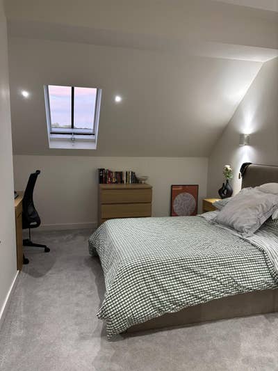 Large Double Room in Modern w Ensuite -3 Bed Flat  Main Photo